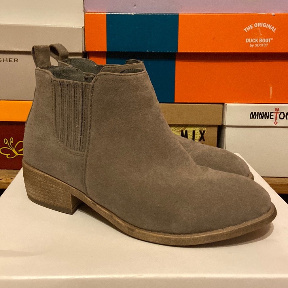 Gray Chelsea Boots